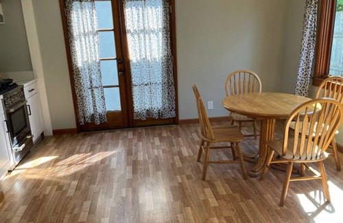 El Granada Casa | Casita Huerta-5 minute walk to beaches, restaurants, and trails.