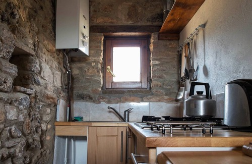 Costa Dorada Cabaña | Casita Joya, una casita tradicional española con piscina
