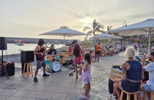 Playa San Juan Apartamento | Casita La Ballena Tenerife Sur