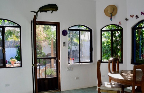 Los Barriles Cabaña | Casita La Pajarita- Hermosa Casita Little Bird, ubicada cerca de una playa maravillosa