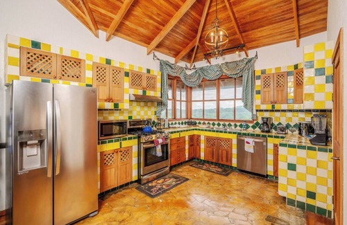 Playa Hermosa Cabaña | Casita on top of the world | 2 bedroom Guest house for rent | Playa Hermosa