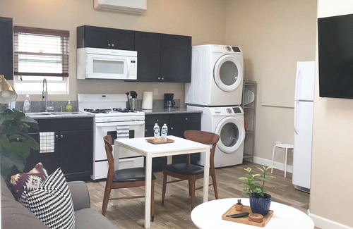 Lincoln Acres Apartamento | Casita Sol - Bright Modern Private 10 mins to downtown