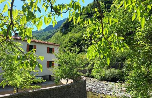 Fabbriche di Vergemoli Casa | CASOLARE TROMBACCO