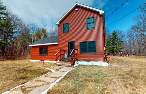Clarksville Casa | Cass Hill Farmhouse Escape
