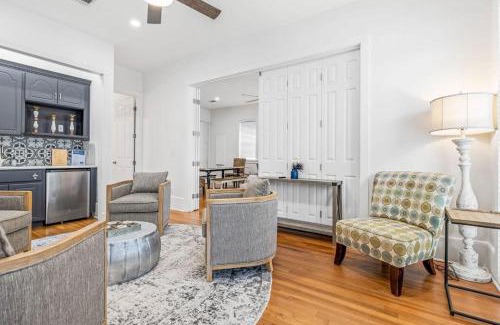 Cassine Village Casa | Cassine Cottage by Coastal Dreamin