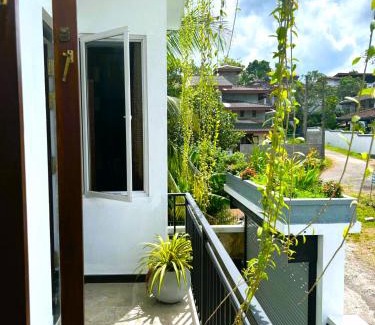 Polgasowita Casa | Cassiopeia Escape Boutique