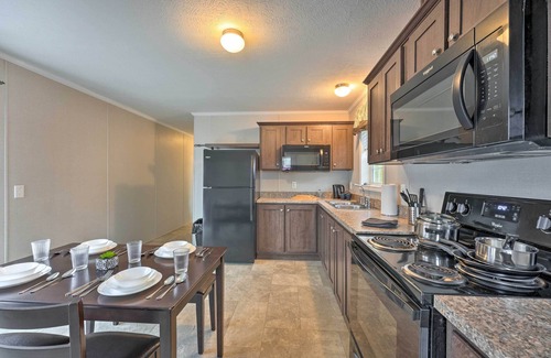 Cassopolis Cabina | Cassopolis Cabin Close to Parks & Fishing!
