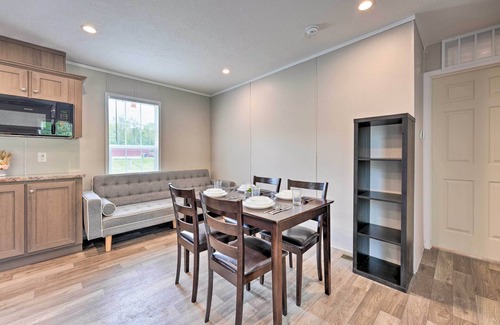 Cassopolis Cabina | Cassopolis Escape, Near Stevens Memorial Park