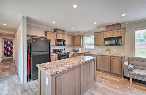 Cassopolis Cabina | Cassopolis Escape, Near Stevens Memorial Park