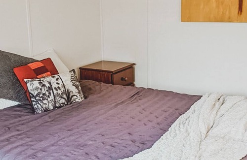 Lancelin Casa | Cast-a-way
