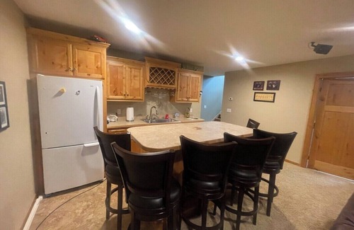 Annandale Cabina | Cast Away Cabin Rental Snowmobile rentals, Tours, and New Boat Rentals