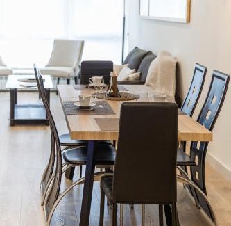 Gijon-Este Apartamento | Castañu Espacioso apartamento a 9 min de la playa