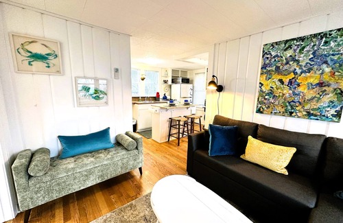 Campground Landing Cabaña | Castaway Cottage on the bay~Dog Friendly Too!