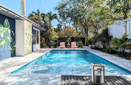 Lauderdale Isles Casa | Castaways Casita | Saltwater Pool | Dog Friendly
