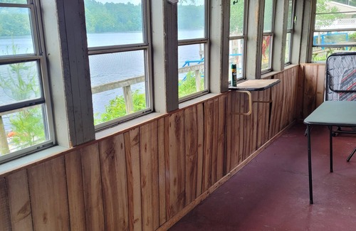 Newaygo Cabaña | Castaways Cottage on Croton Pond #4