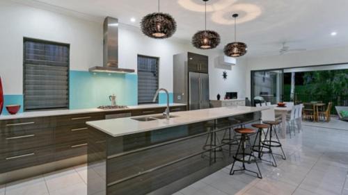 Palm Cove Casa | Castaways - Palm Cove