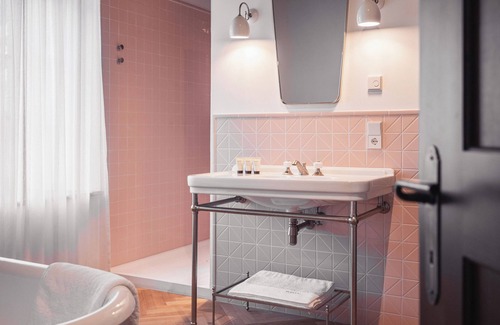 San Lorenzo di Sebato Hotel | Castel Maurn