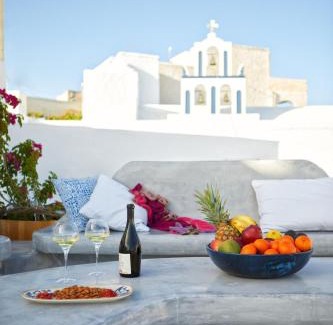 Pyrgos Casa | Castellana Cycladic House
