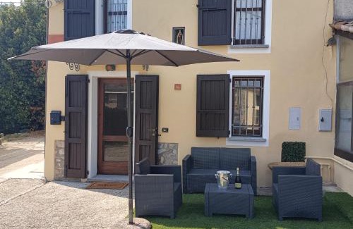 Pietra De' Giorgi Casa | Castellato Country House