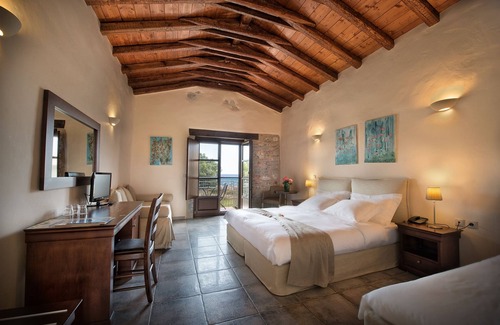 Gythio Hotel | Castello Antico Hotel