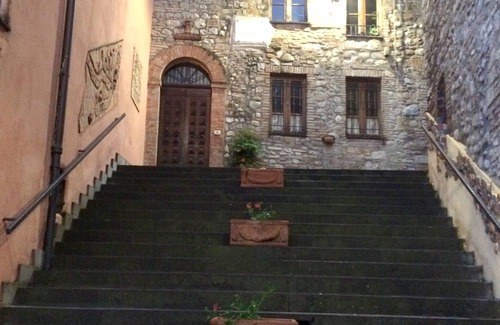 Ficulle Casa | Castelmaggiore, apartamento en el centro histórico