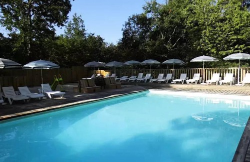 Biron Chalet De Esquí | Castelwood Lodges**** - 4 Person Safari Tent