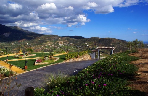 Alcaucín Apartamento | Castillo de Zalia Conjunto Rural