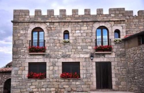 Sasamon Casa | Castillo Eugenio