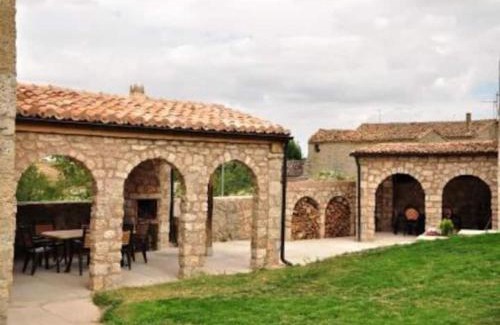 Sasamon Casa | Castillo Eugenio