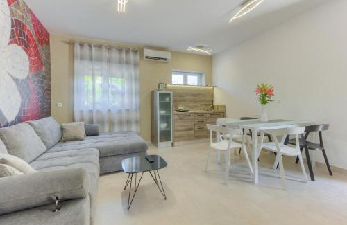 Kastel Stari Apartamento | Castle Bay Apartment
