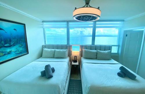 Mid Beach Apartamento | Castle Beach Resort Condo-Penthouse or Deluxe 1BR-Direct Ocean View and access- Free parking
