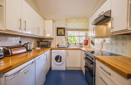 Larachbeg Cabaña | Castle Cottage 2 – Charm & Modern Comfort, Ardtornish Estate, West Highlands