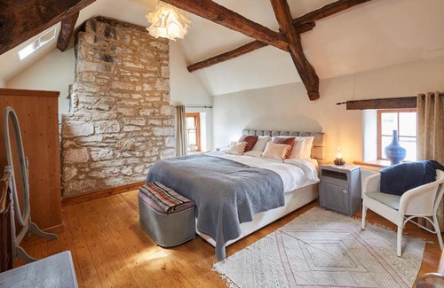 Barnard Castle Casa | Castle Cottage, Back independently run Barnard Castle