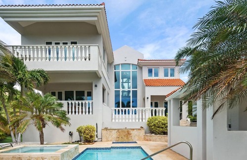 Candelero Abajo Casa | Castle Garden, recently remodeled luxury house with ocean view & generator (51)