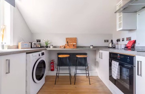 Rochester Apartamento | Castle Garden View - Two Steps Away from Central Rochester High Street