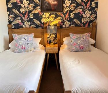 Knucklas Casa | Castle Inn