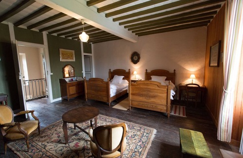 Saint-Gervais Casa | La vida del castillo en medio de la sala de viñedos Bâtonnier