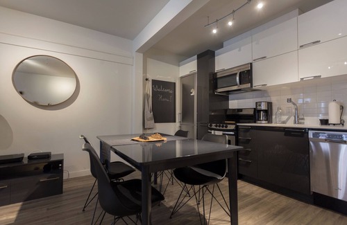 Shaughnessy Village Apartamento | Castle Loft Haven in Montreal