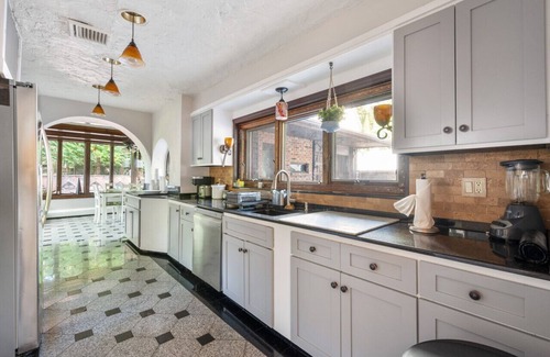 Briarcliff Manor Casa | Summer Castle: Pool, Game Room, BBQ - Pet Friendly