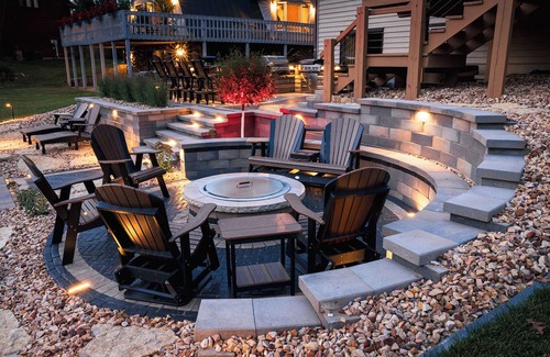 Mauston Casa | Serene Castle Rock Cabin w/Hot Tub