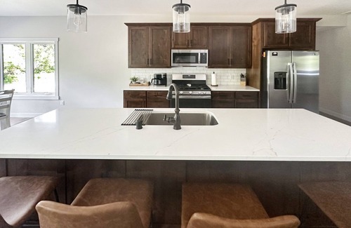 New Lisbon Casa | Castle Rock Home off Little Yellow River in New Lisbon, WI