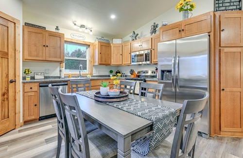 Arkdale Cabina | Castle Rock Lake Cabin: Water & Trail Access!