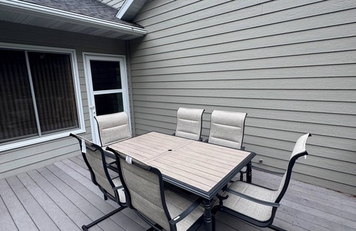 Mauston Casa | Castle Rock Retreat - Peaceful Escape but close to the fun!