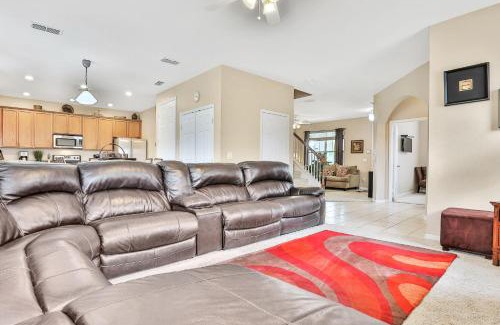 Trafalgar Village Casa | Castle Street Memories
