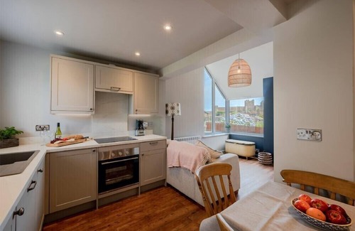 Bamburgh Cabaña | CASTLE VIEW (BAMBURGH), pet friendly, with a garden in Bamburgh