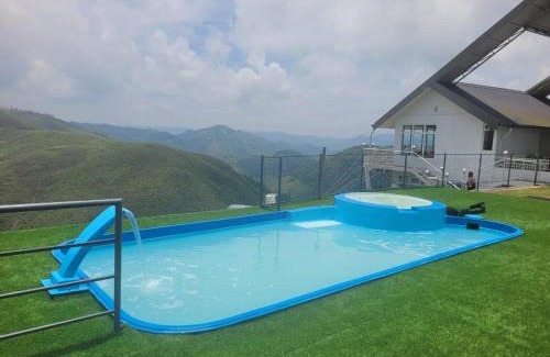 Pirmed Apartamento | Castra villas - Pool Villa in Parunthumpara