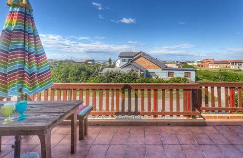 Cape Saint Francis Apartamento | Casual, beachy accommodation 200m from Seals