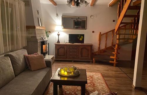 Riu de Mori Casa | Casuta-Lacului