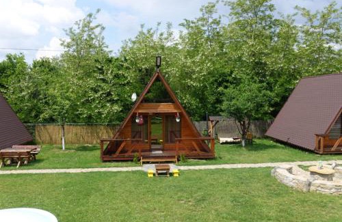 Avrig Apartamento | Casute in copac & Case A frame