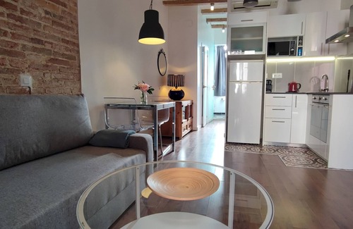 La Sagrada Familia Apartamento | Catalan Comfort Near Sagrada Familia